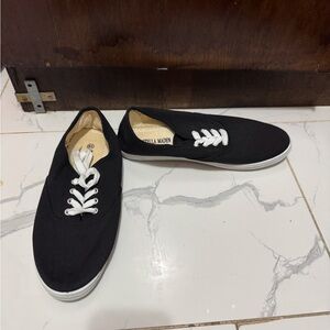 Title: Lower East Side Brown Mary Jane Heels (Size 7W)

.